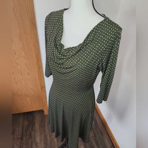 Enfocus Studio Polka Dot Deep Green Dress - Picture 2 of 5